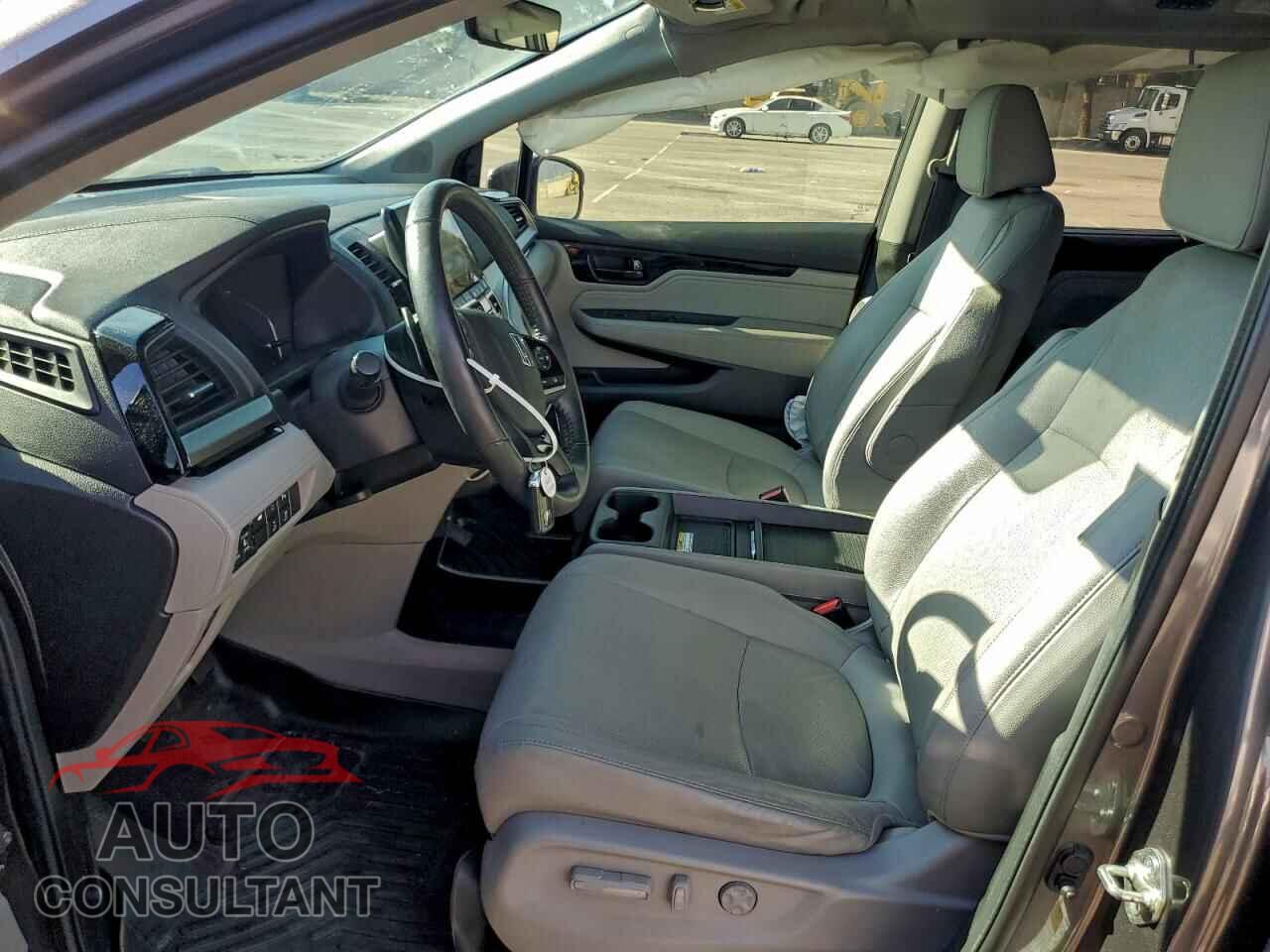 HONDA ODYSSEY 2019 - 5FNRL6H99KB001088