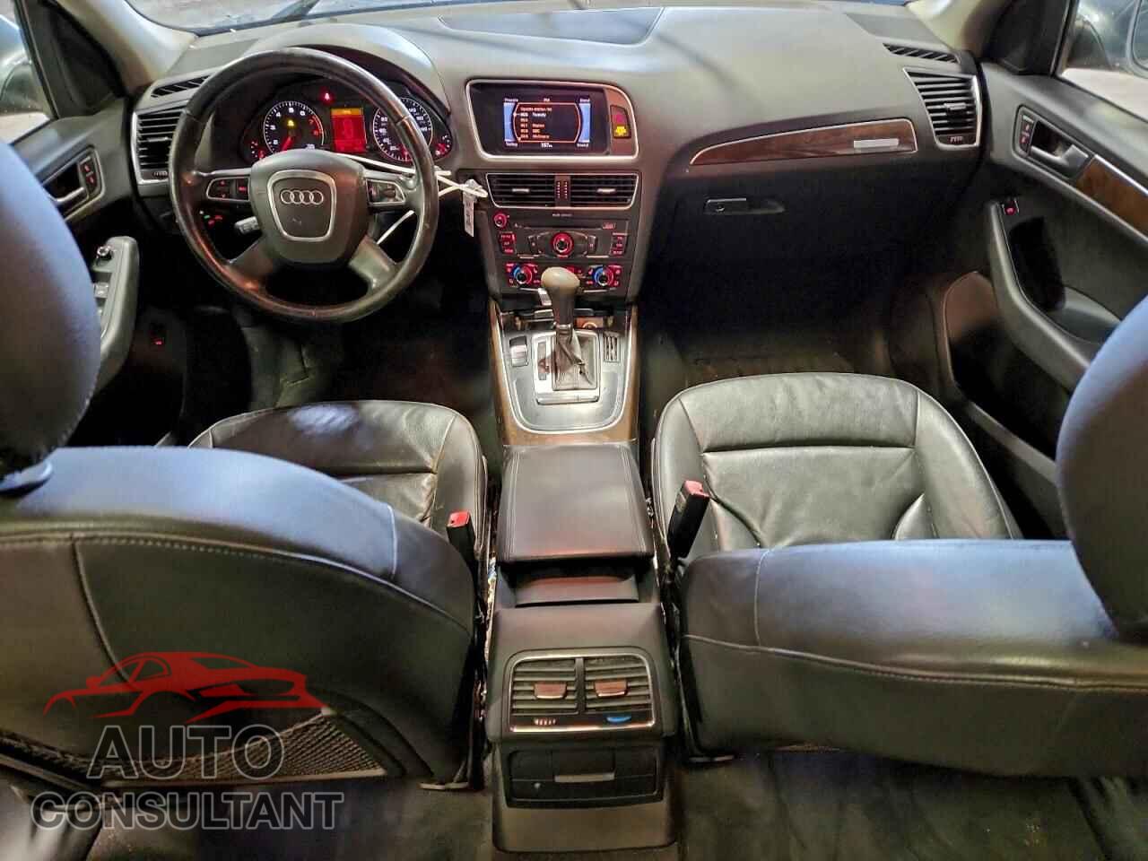 AUDI Q5 2011 - WA1CFAFP1BA018827
