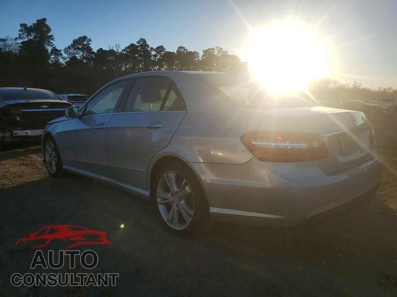 MERCEDES-BENZ E-CLASS 2012 - WDDHF5KB3CA570530