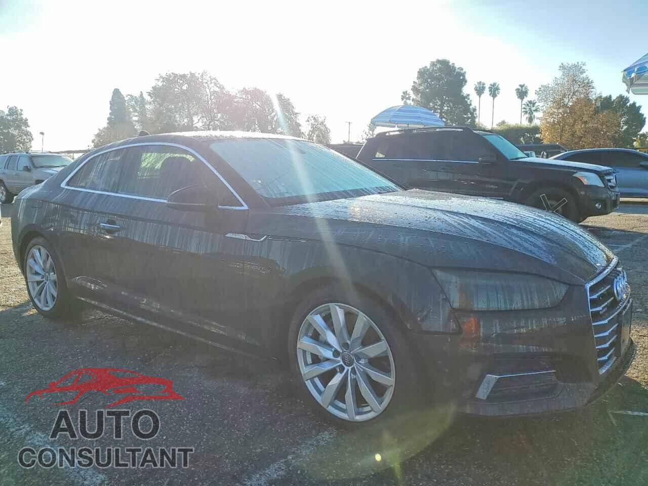 AUDI A5 2018 - WAUNNAF57JA001686