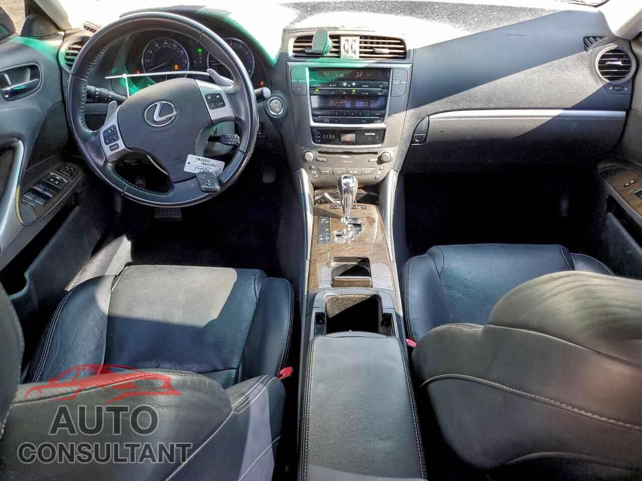 LEXUS IS 2011 - JTHBF5C21B5153492