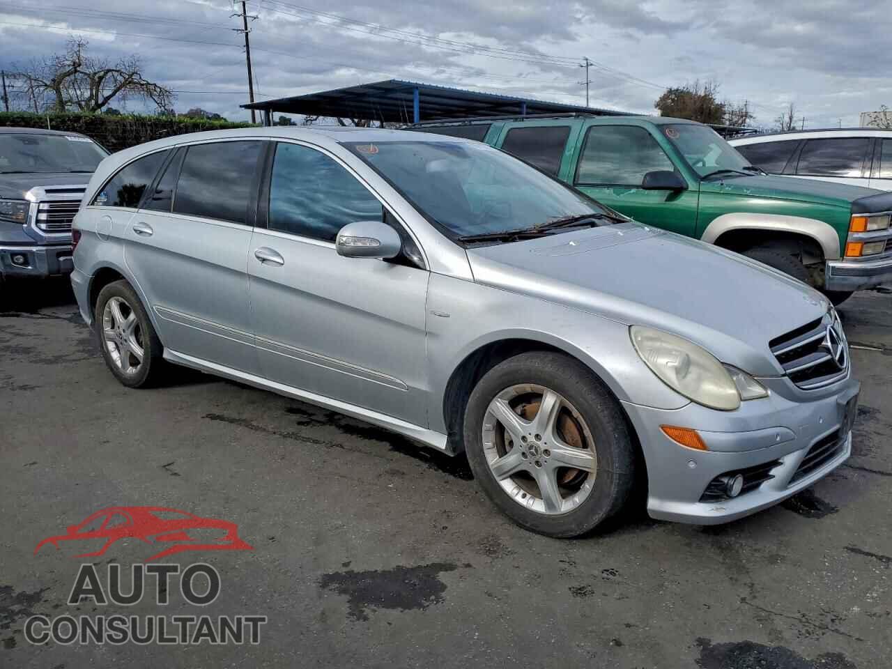 MERCEDES-BENZ R-CLASS 2009 - 4JGCB25E89A094896