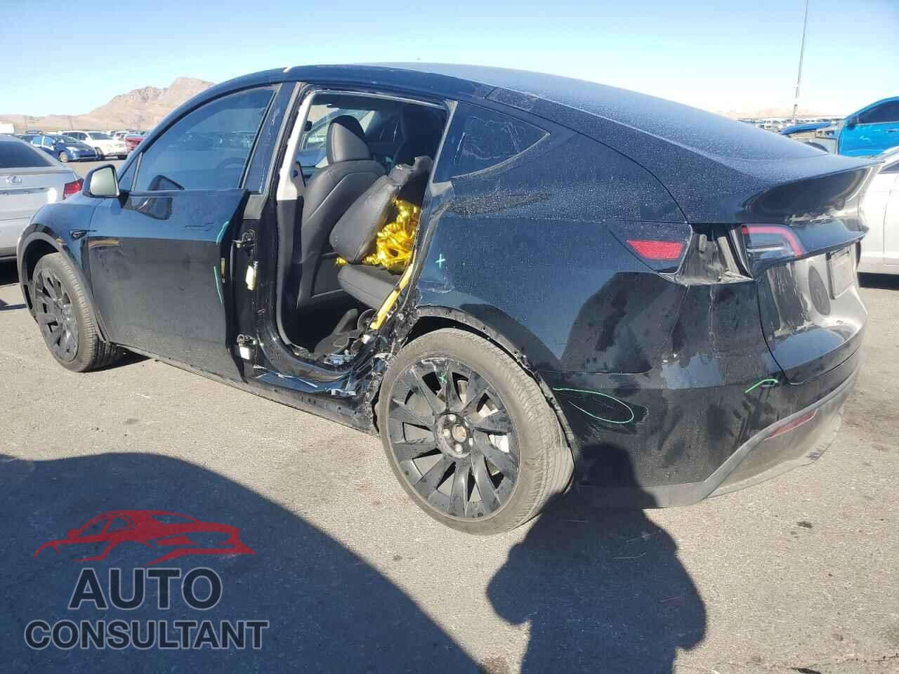 TESLA MODEL Y 2023 - 7SAYGDEDXPF969434