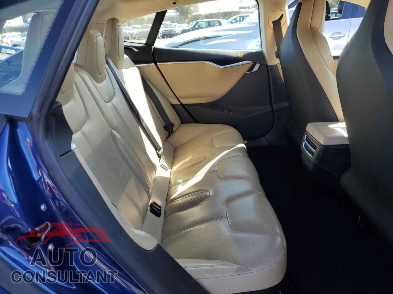 TESLA MODEL S 2017 - 5YJSA1E10HF208714