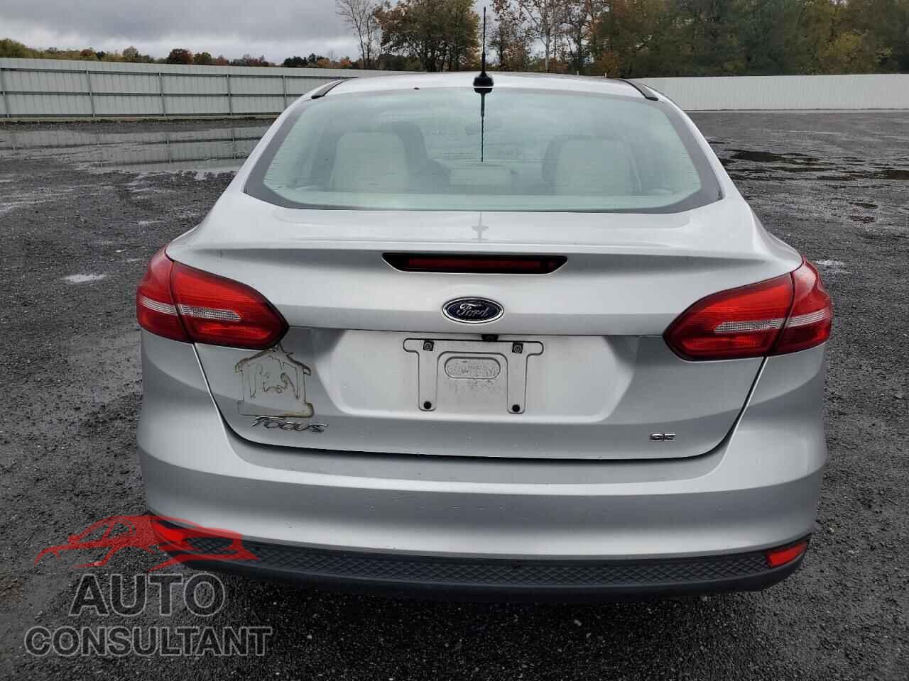 FORD FOCUS 2016 - 1FADP3F2XGL318004