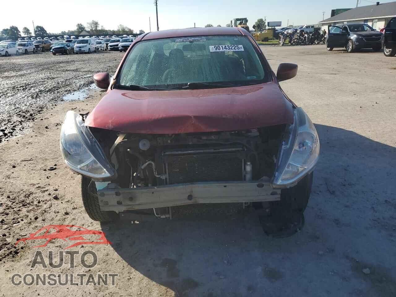 NISSAN VERSA 2017 - 3N1CN7AP3HL890188