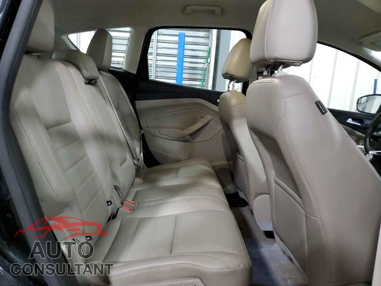 FORD CMAX 2013 - 1FADP5CU0DL545196