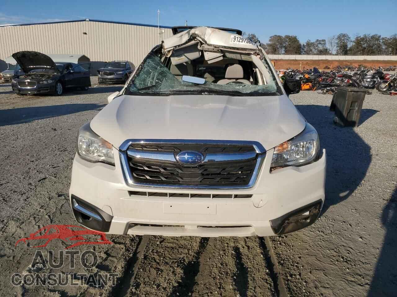 SUBARU FORESTER 2017 - JF2SJAEC3HH484730