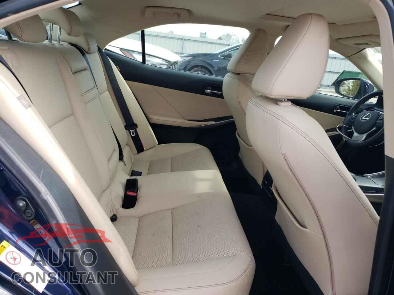 LEXUS IS 2015 - JTHBF1D28F5056495