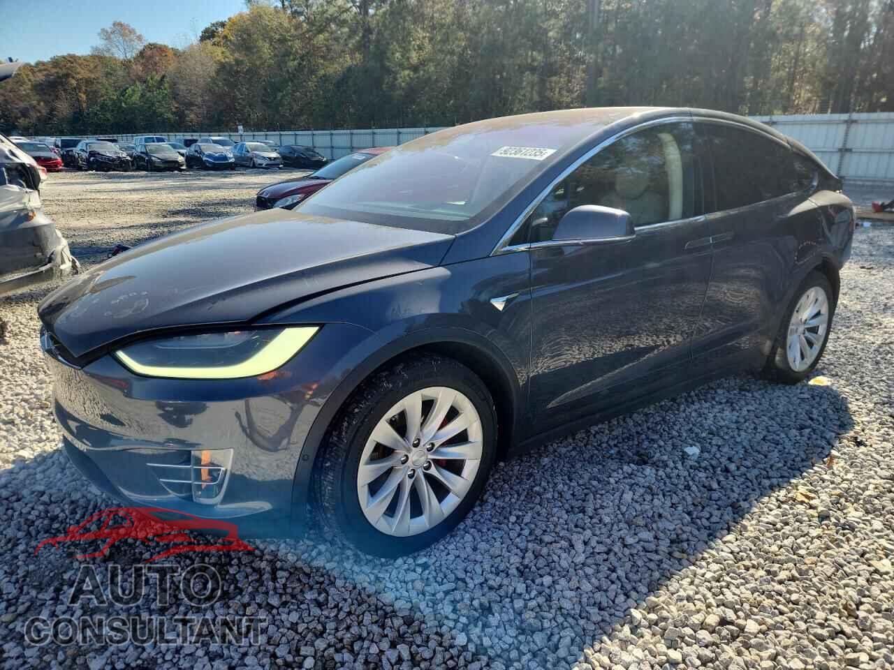 TESLA MODEL X 2017 - 5YJXCAE46HF045190