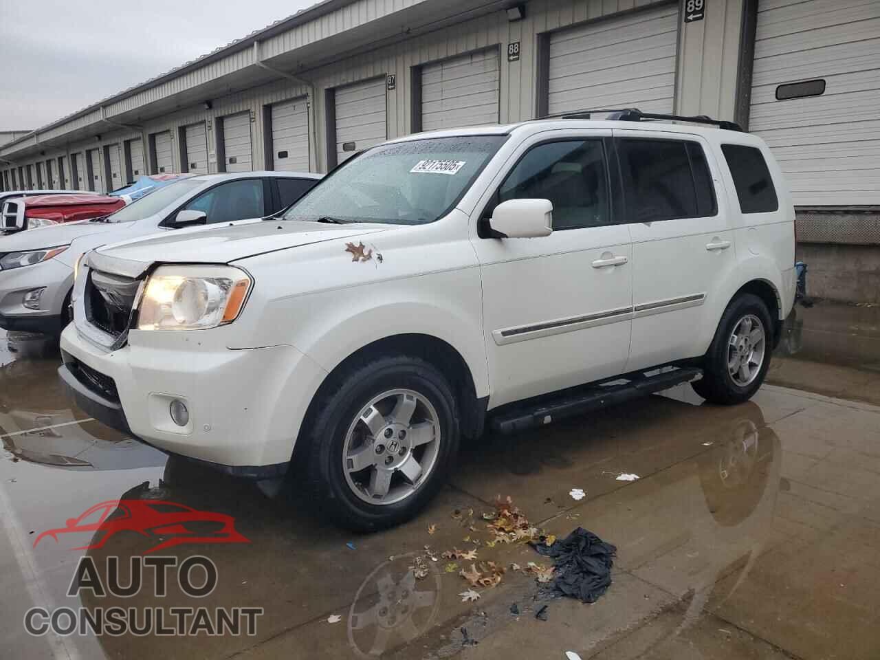 HONDA PILOT 2011 - 5FNYF4H93BB069068
