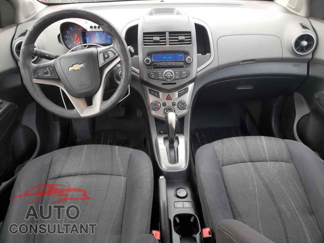 CHEVROLET SONIC 2012 - 1G1JC5SB3C4214543