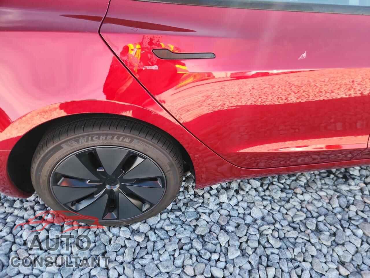 TESLA MODEL 3 2025 - 5YJ3E1EA9SF011542