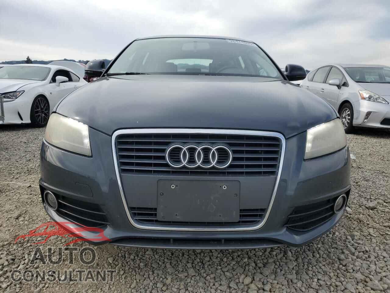 AUDI A3 2010 - WAUKEAFM0AA040811