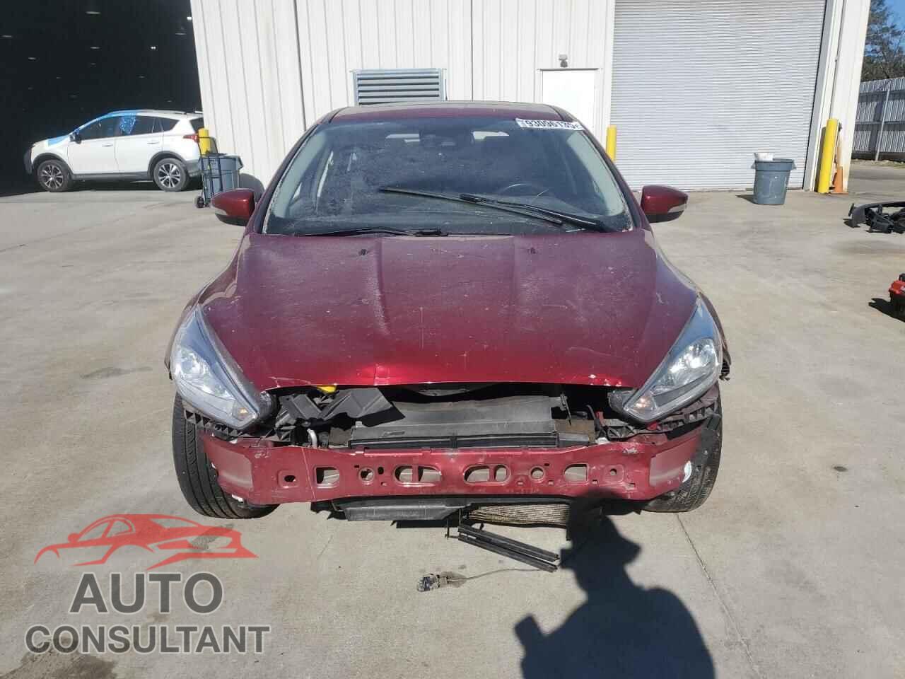 FORD FOCUS 2016 - 1FADP3N21GL323626