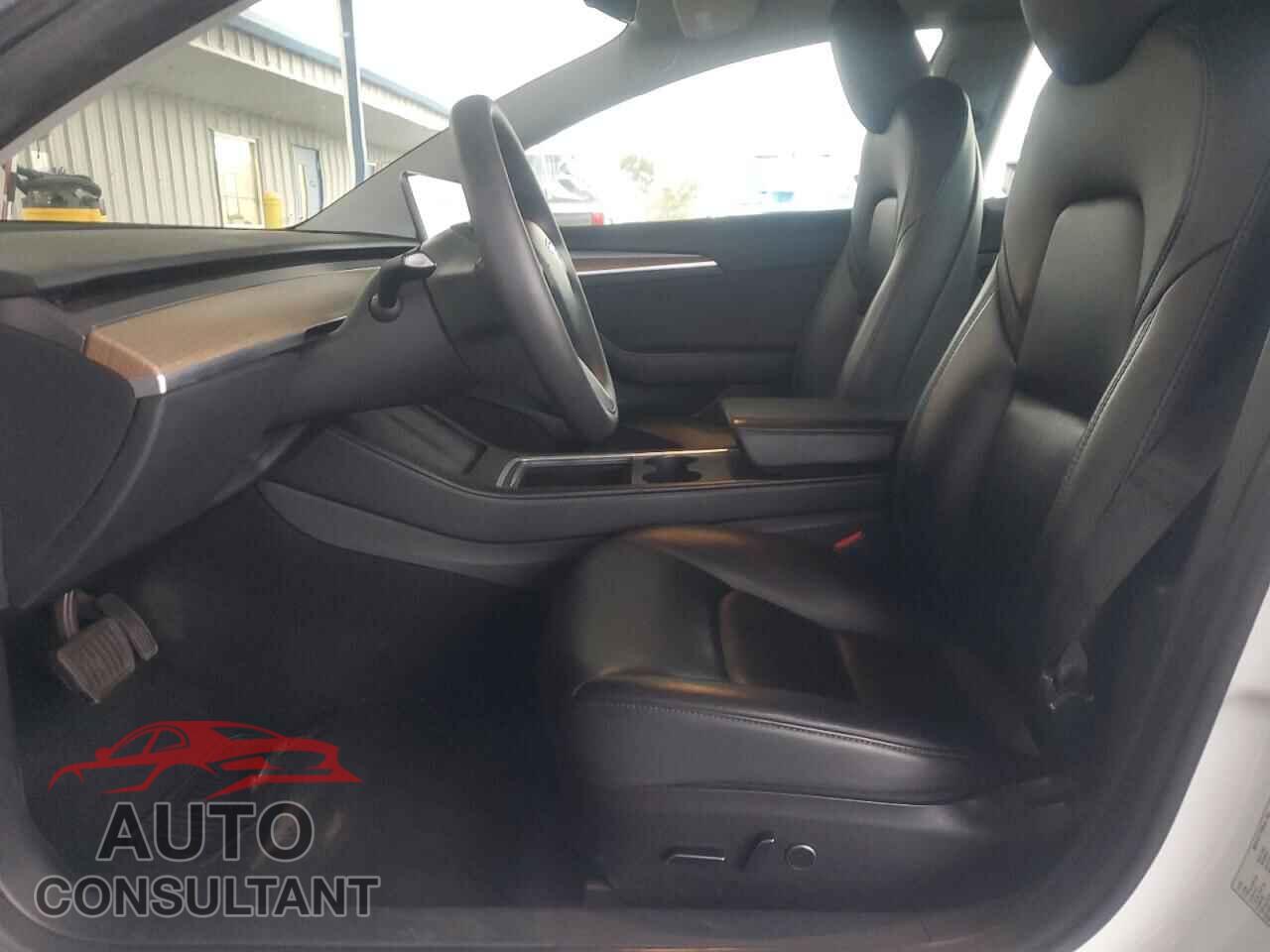 TESLA MODEL 3 2023 - 5YJ3E1EA5PF447067