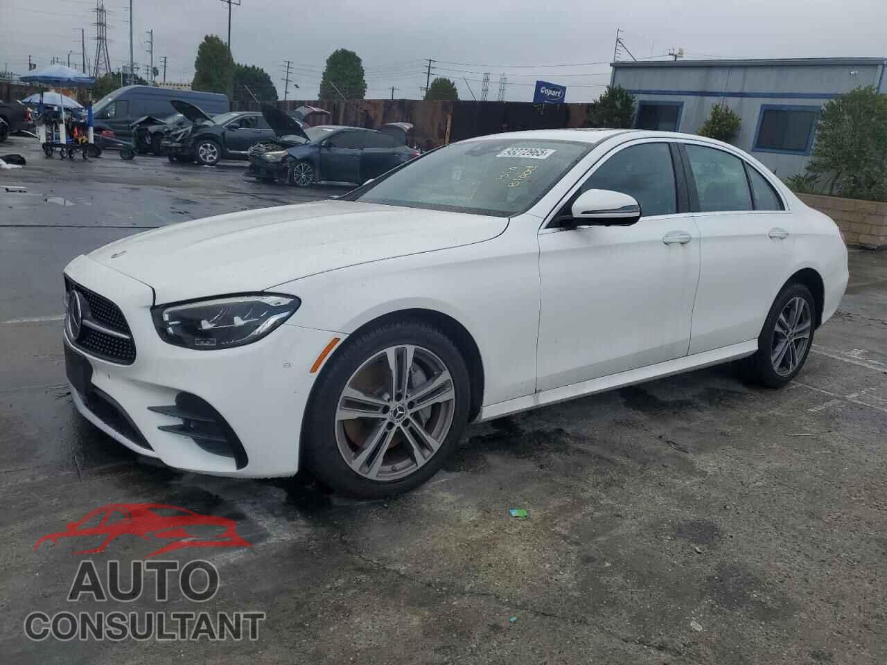 MERCEDES-BENZ E-CLASS 2022 - W1KZF8DB7NB093441