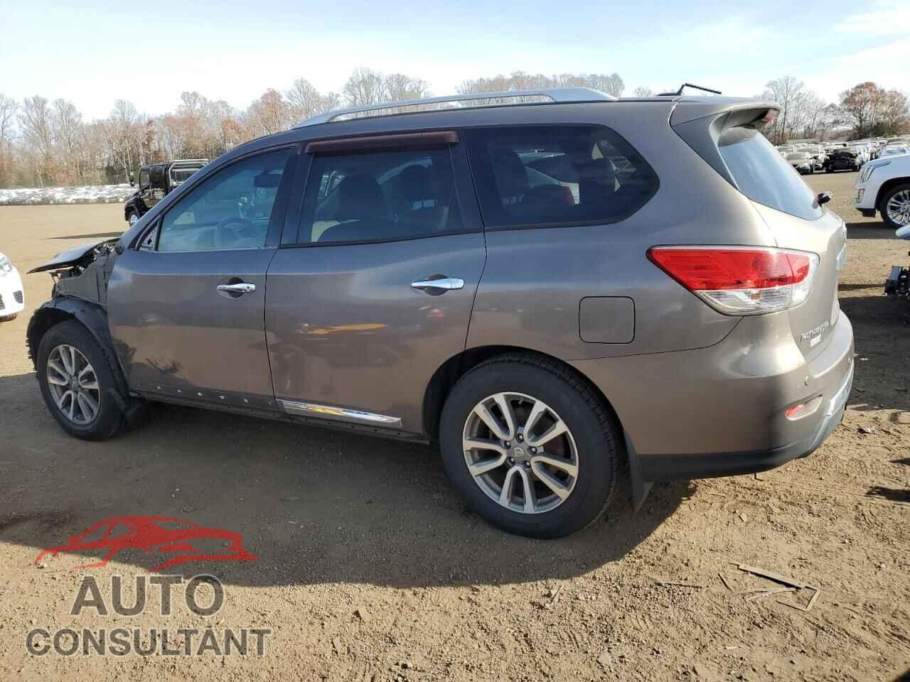 NISSAN PATHFINDER 2013 - 5N1AR2MM6DC632911