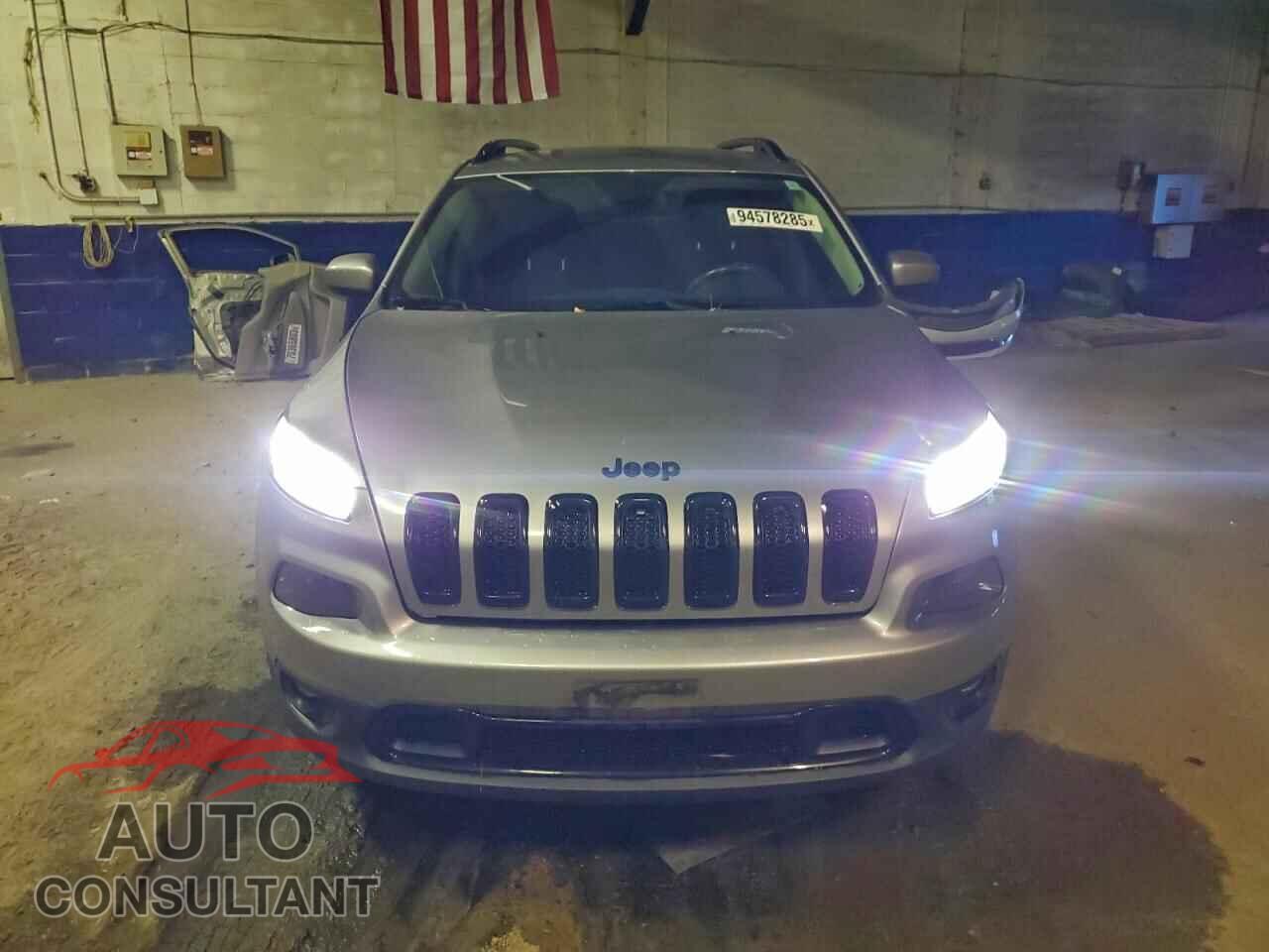 JEEP GRAND CHER 2016 - 1C4PJMCS3GW213905