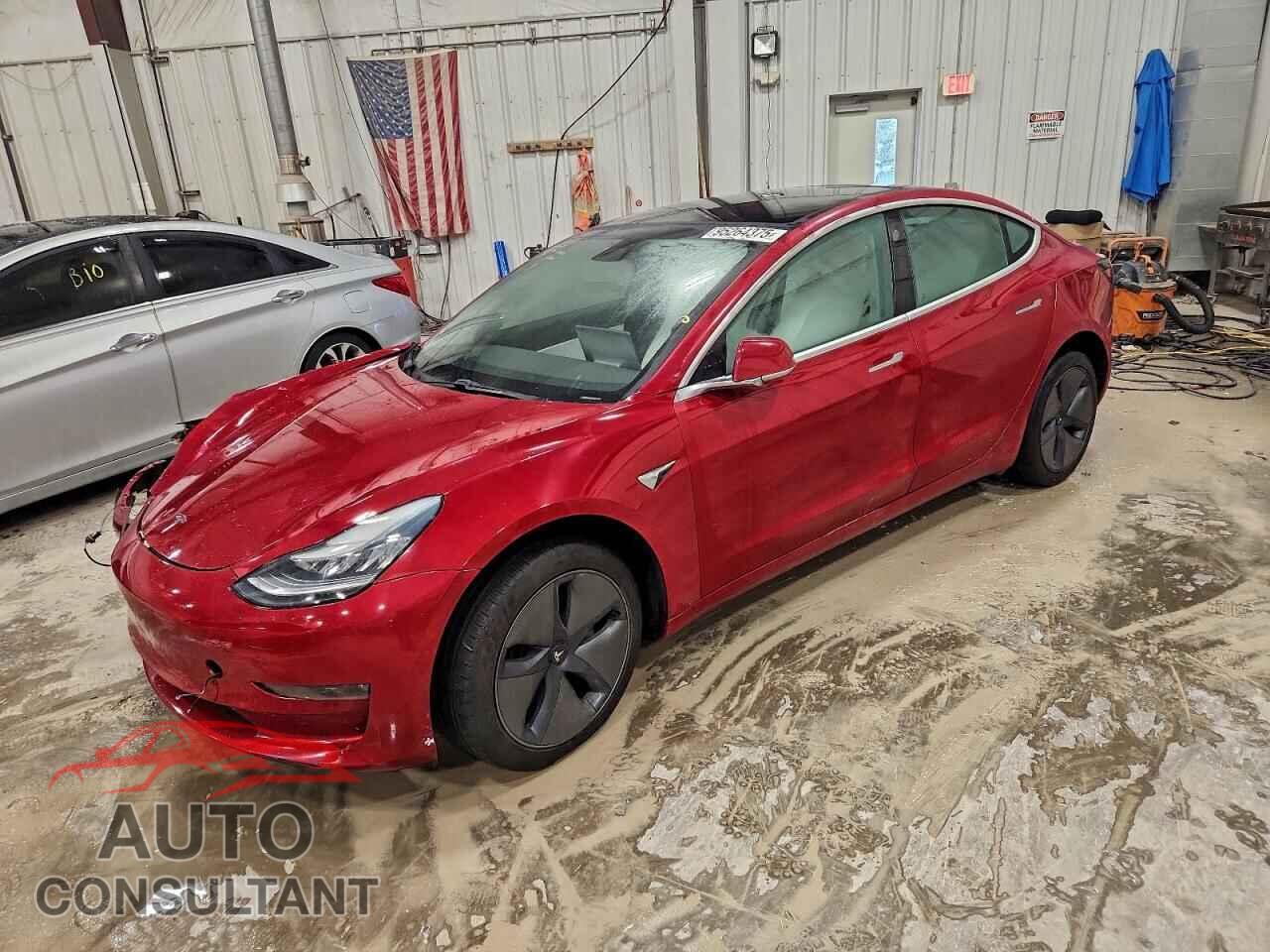 TESLA MODEL 3 2019 - 5YJ3E1EA7KF402804