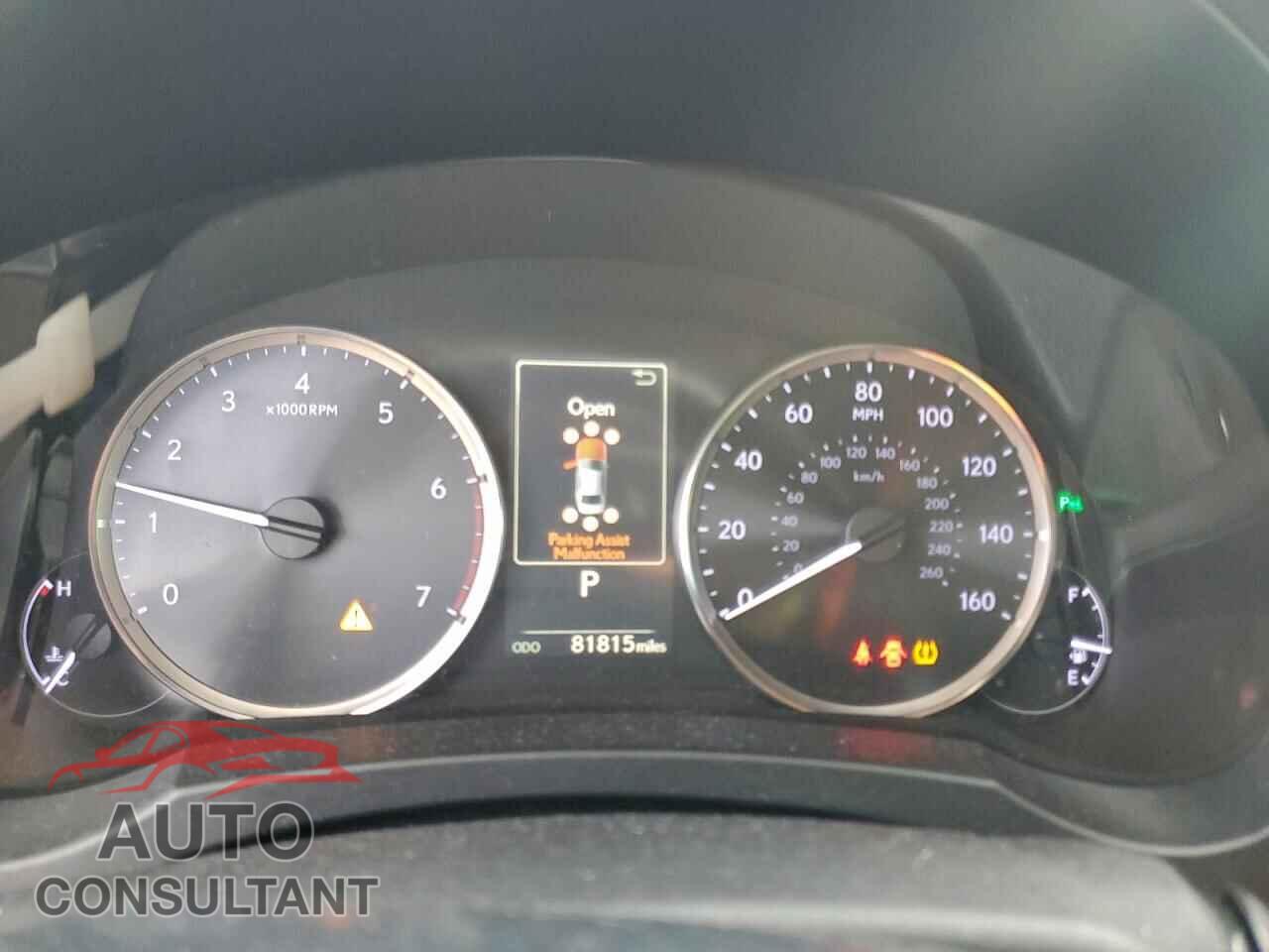 LEXUS IS 2018 - JTHBA1D2XJ5061981