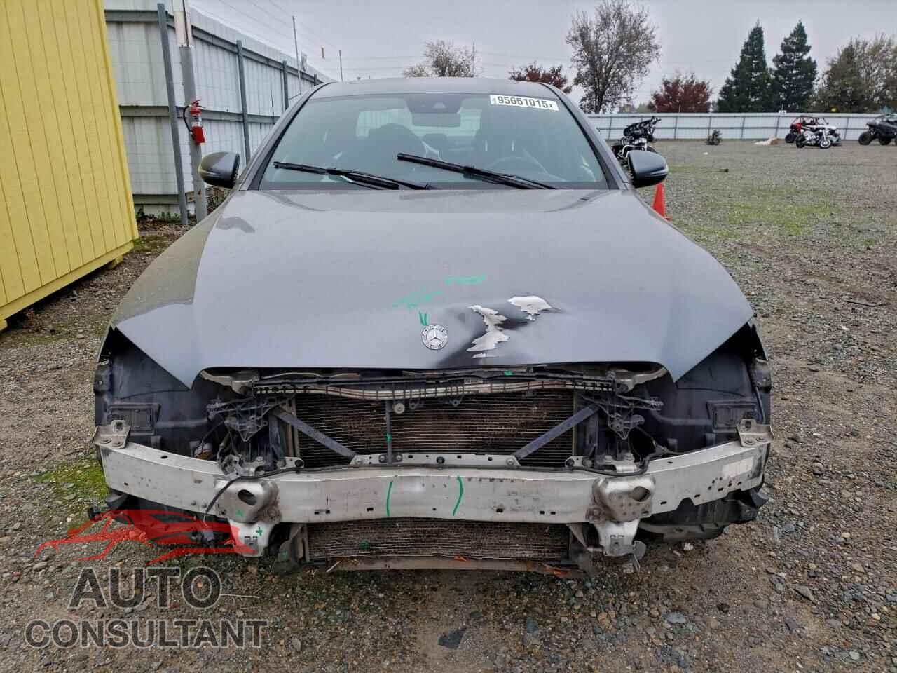 MERCEDES-BENZ E-CLASS 2017 - WDDZF4KBXHA196603