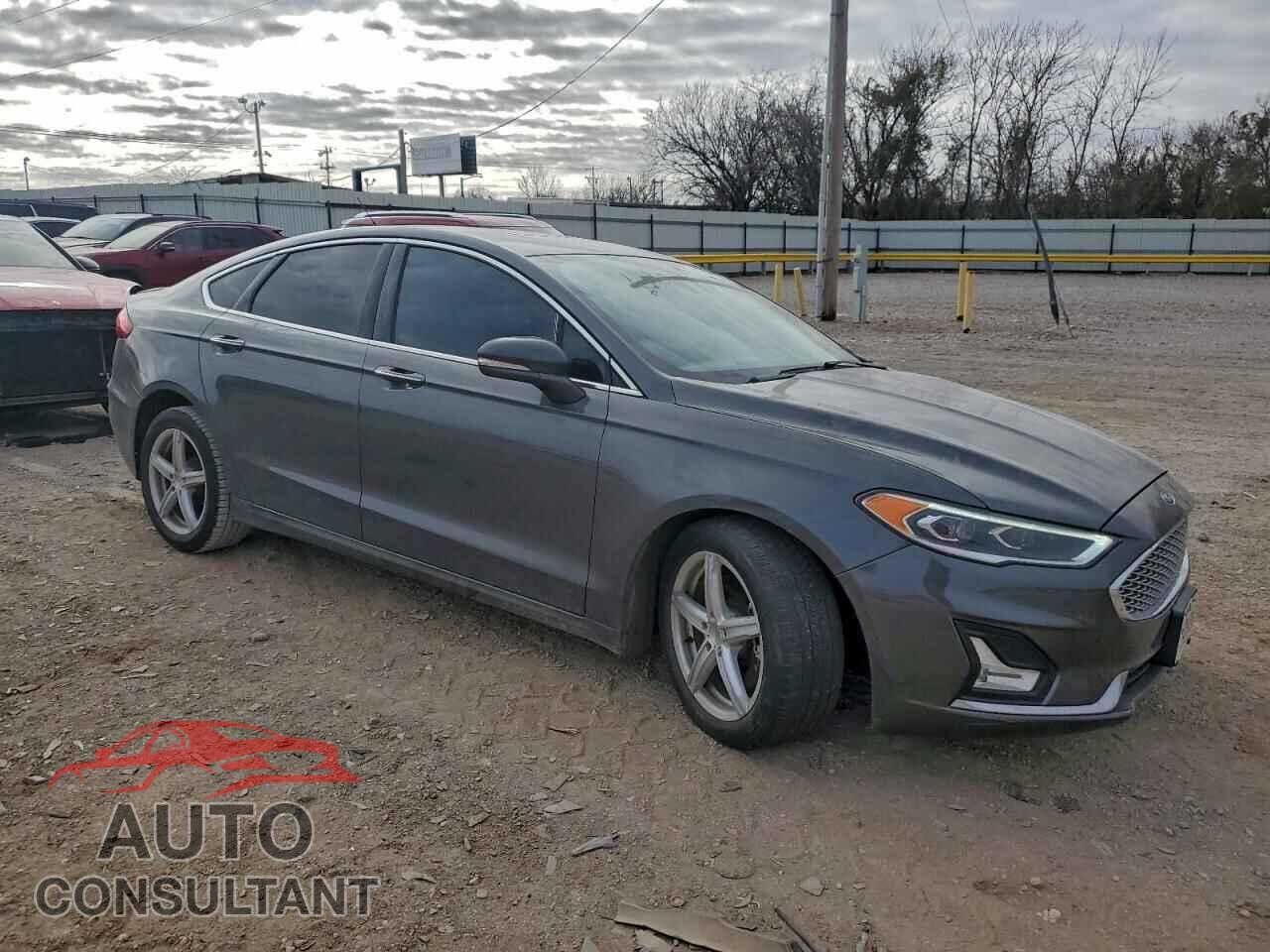 FORD FUSION 2019 - 3FA6P0SU4KR173048