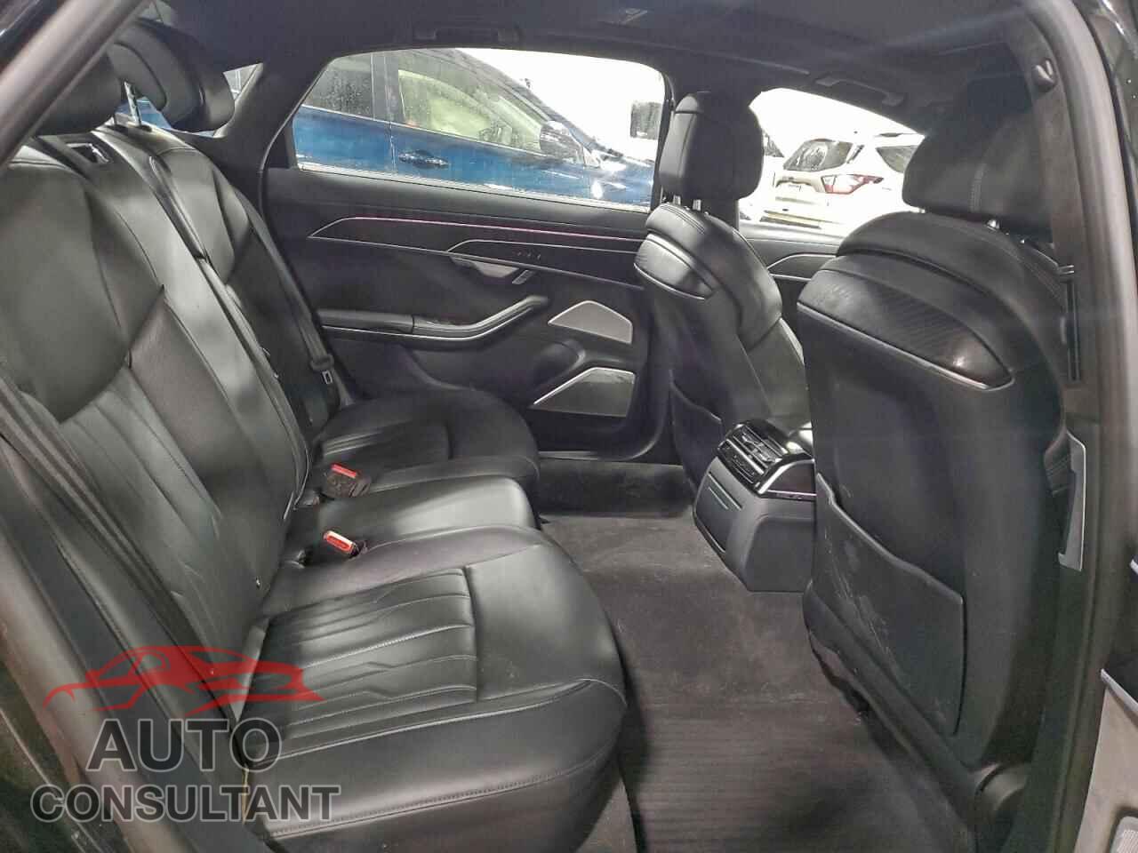 AUDI A8 2019 - WAU8DAF88KN012684