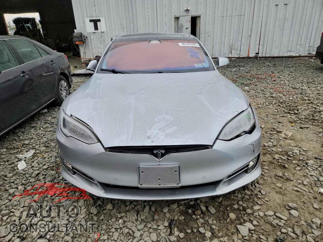 TESLA MODEL S 2017 - 5YJSA1E23HF229131