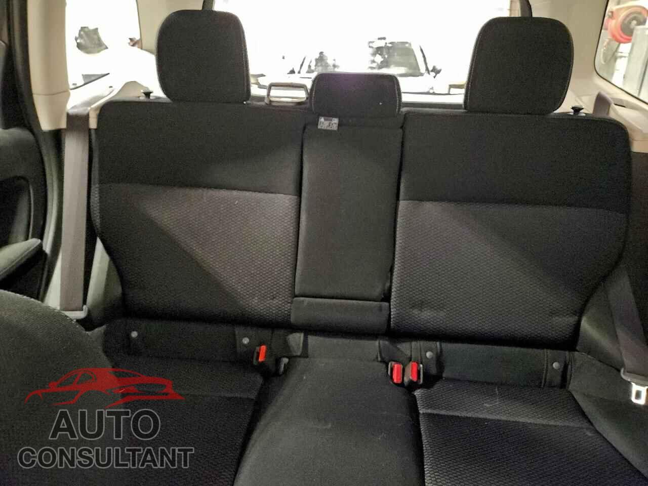 SUBARU FORESTER 2015 - JF2SJCCC0FH801696