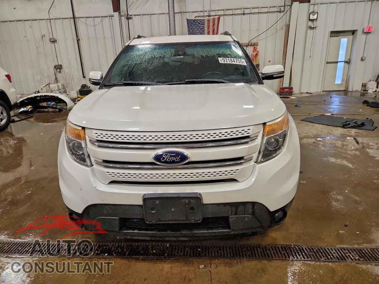 FORD EXPLORER 2013 - 1FM5K8F89DGA38945