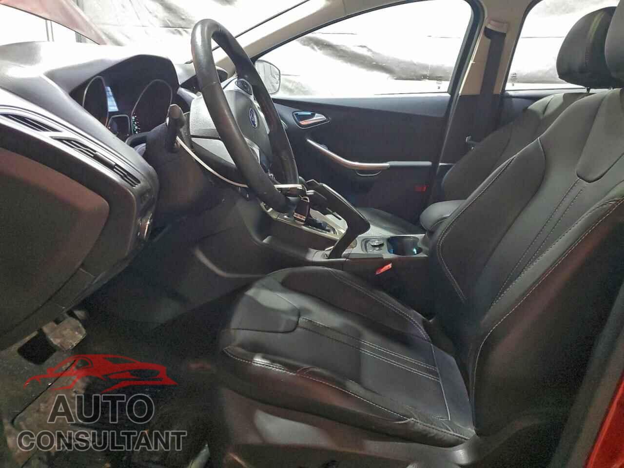 FORD FOCUS 2012 - 1FAHP3H2XCL425837