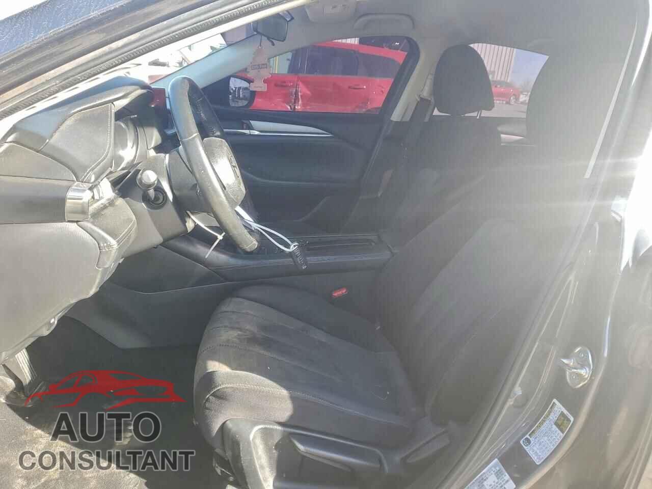 MAZDA 6 2018 - JM1GL1U56J1333204