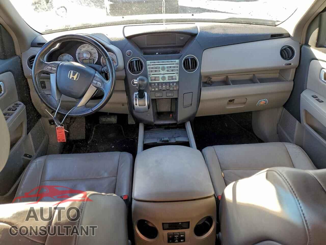 HONDA PILOT 2009 - 5FNYF48699B017363