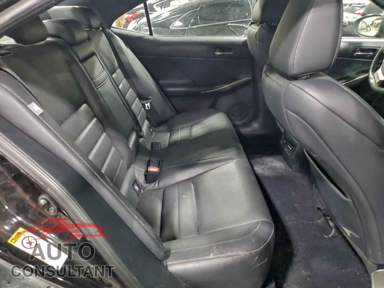 LEXUS IS 2014 - JTHCF1D29E5007339
