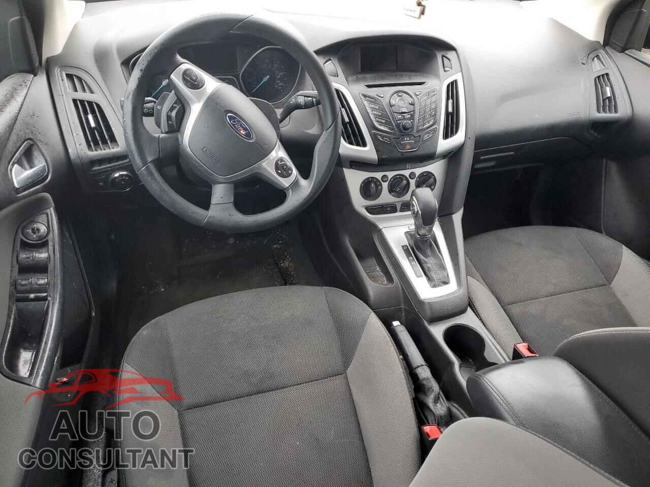 FORD FOCUS 2014 - 1FADP3F29EL228811