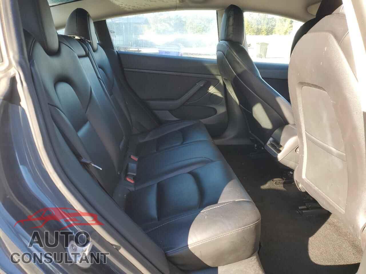 TESLA MODEL 3 2023 - 5YJ3E1EA4PF457122