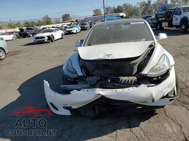 TESLA MODEL 3 2018 - 5YJ3E1EB4JF084258