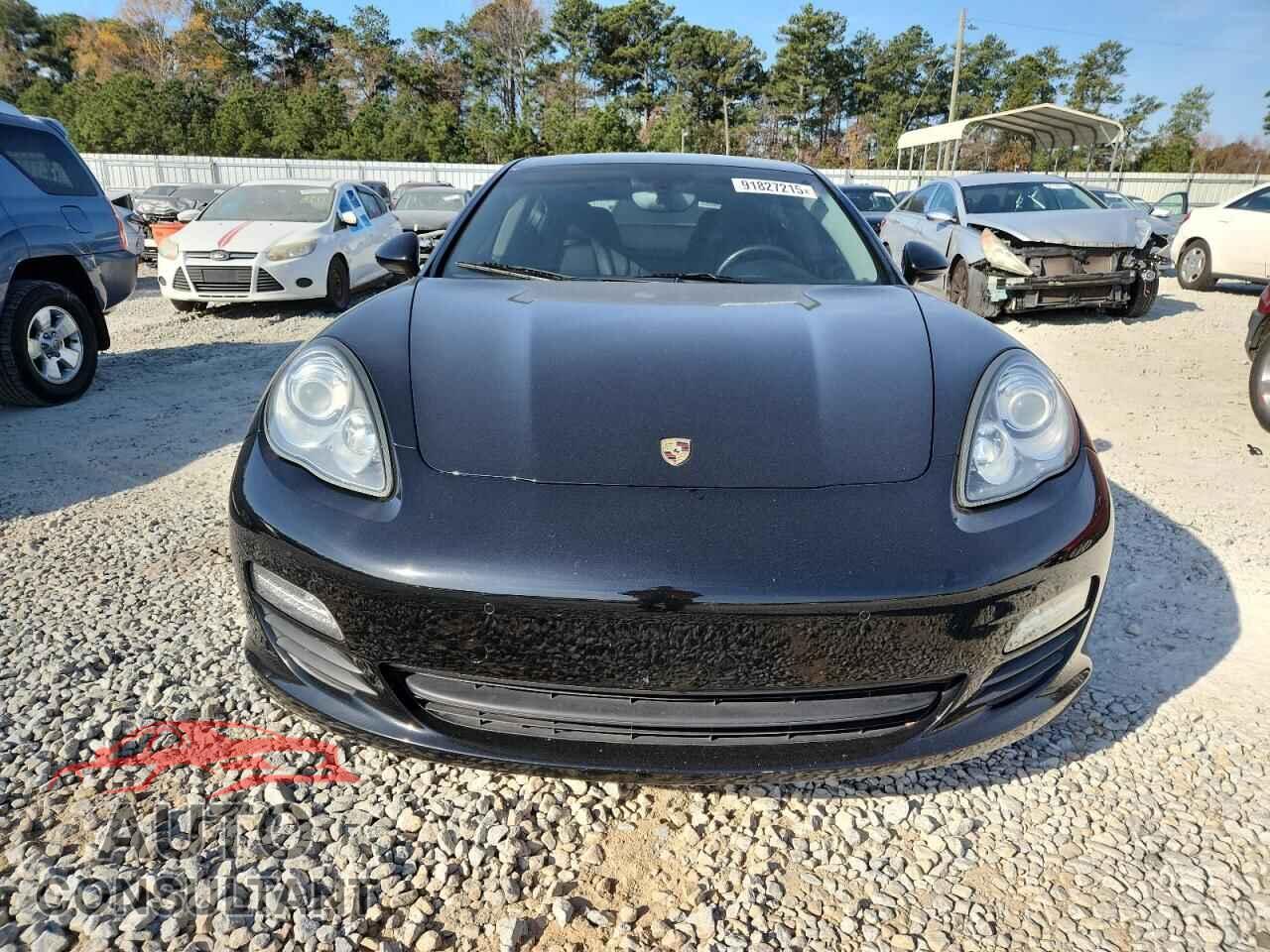 PORSCHE PANAMERA 2011 - WP0AA2A70BL010148
