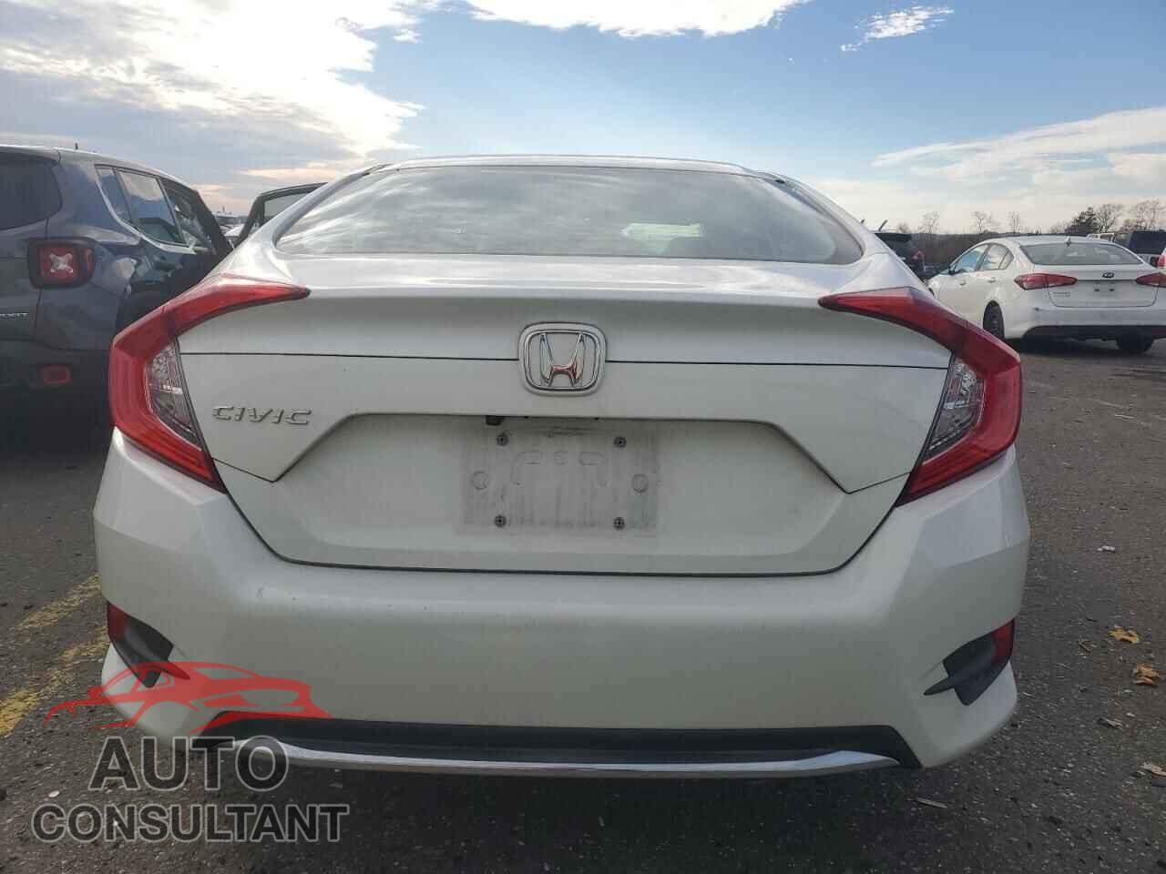 HONDA CIVIC 2019 - 2HGFC2F67KH575785