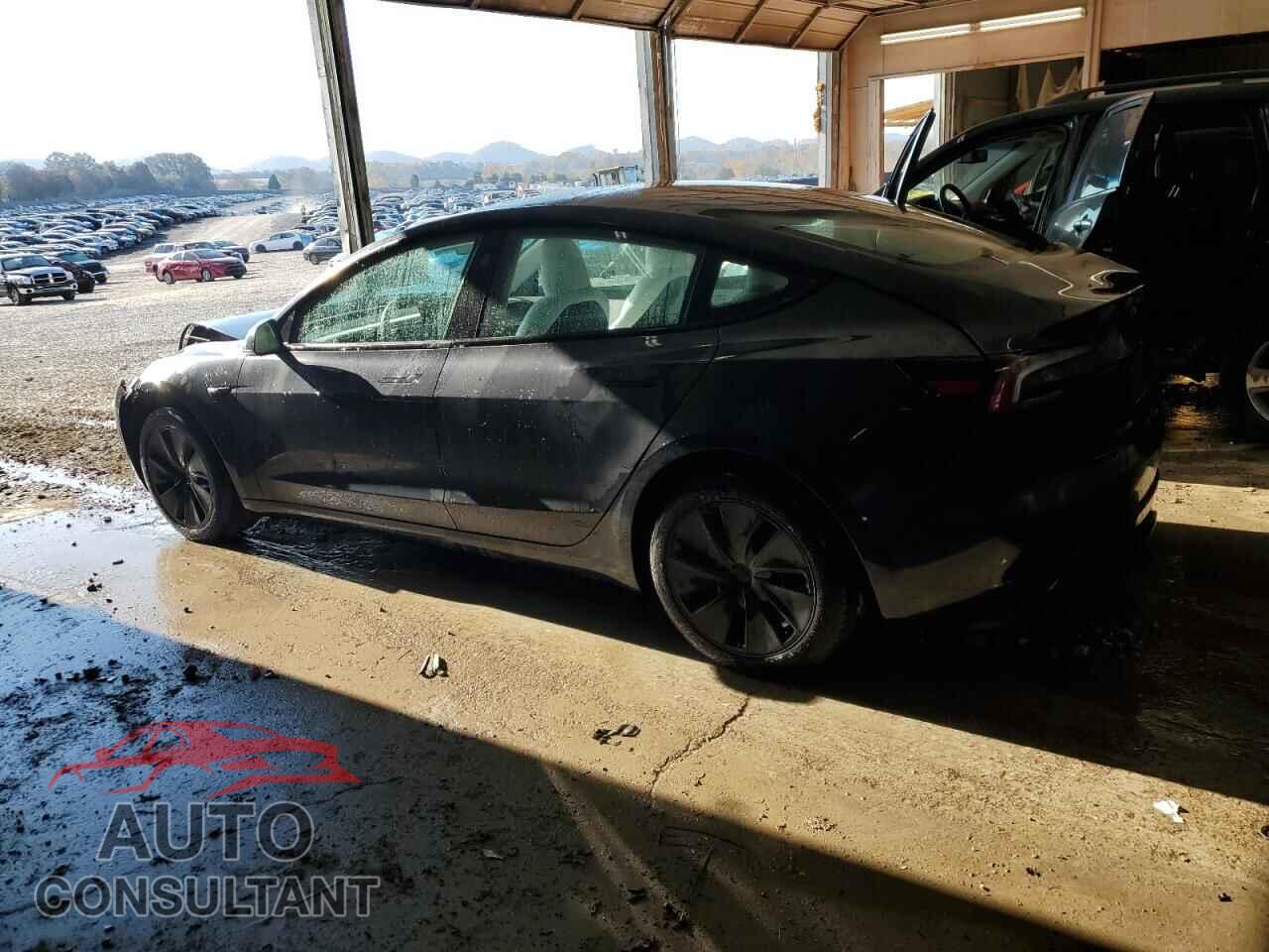 TESLA MODEL 3 2025 - 5YJ3E1EAXSF005376