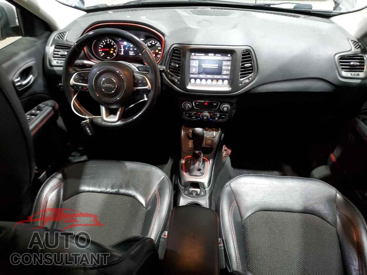 JEEP COMPASS 2019 - 3C4NJDDB6KT650396
