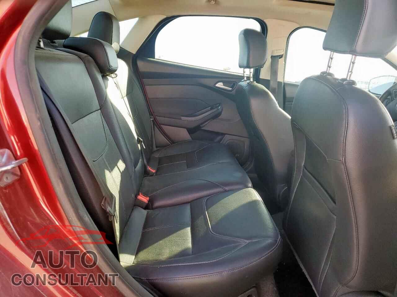 FORD FOCUS 2017 - 1FADP3J27HL268364