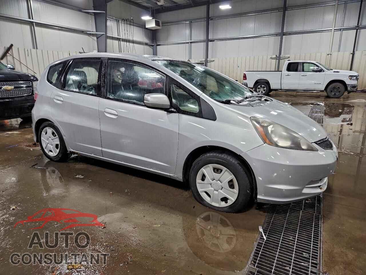 HONDA FIT 2012 - JHMGE8H33CC028471