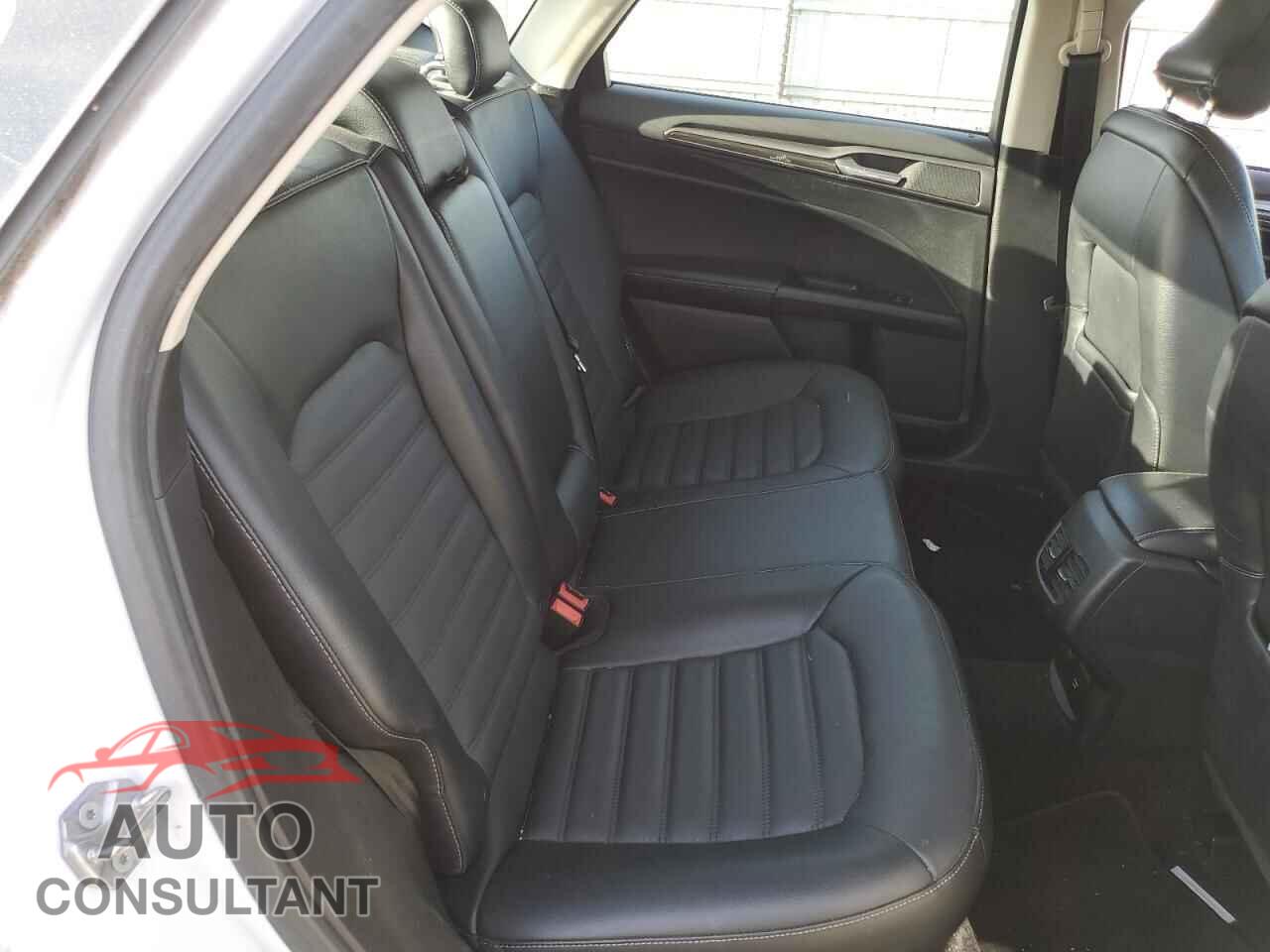 FORD FUSION 2017 - 3FA6P0LU5HR409150