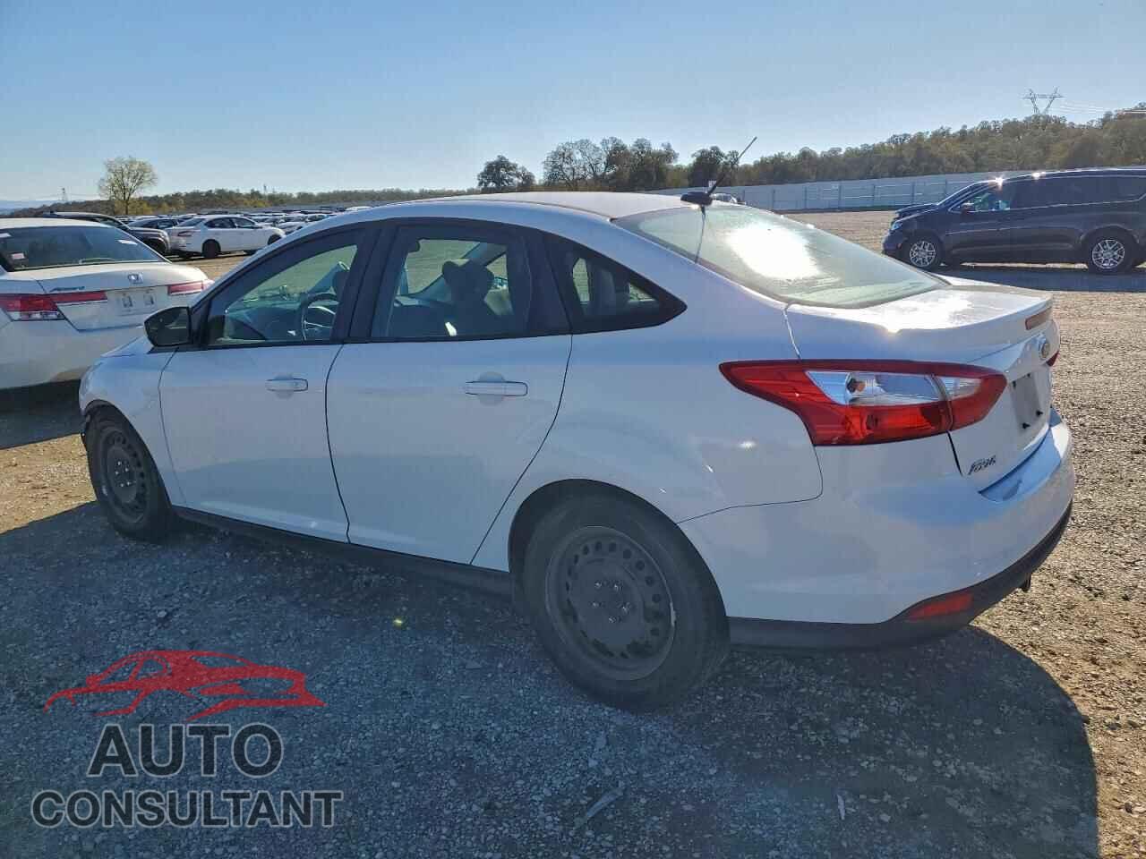 FORD FOCUS 2012 - 1FAHP3F2XCL274162