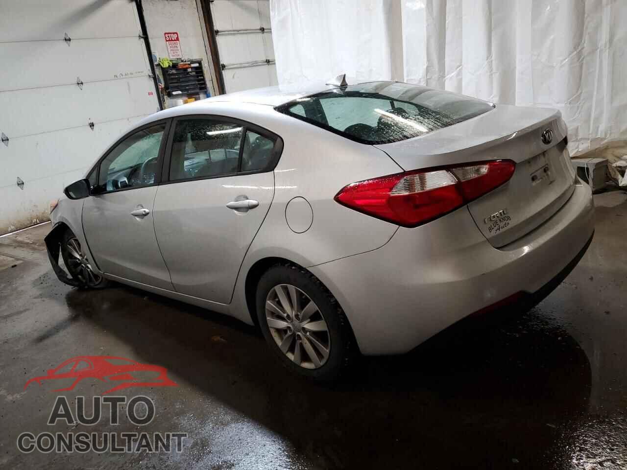 KIA FORTE 2016 - KNAFX4A68G5582374