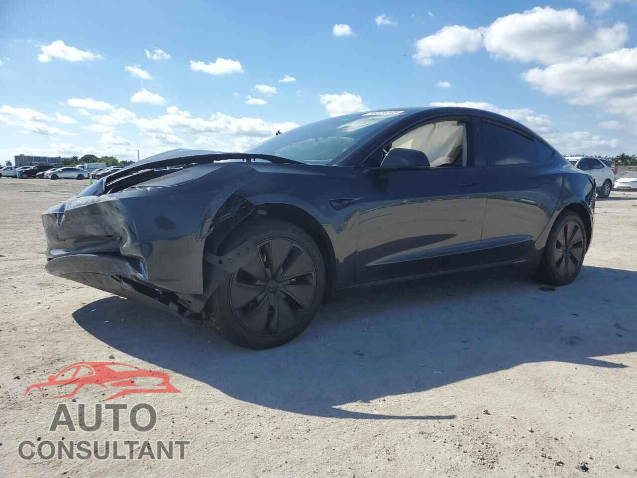 TESLA MODEL 3 2024 - 5YJ3E1EA3RF755857