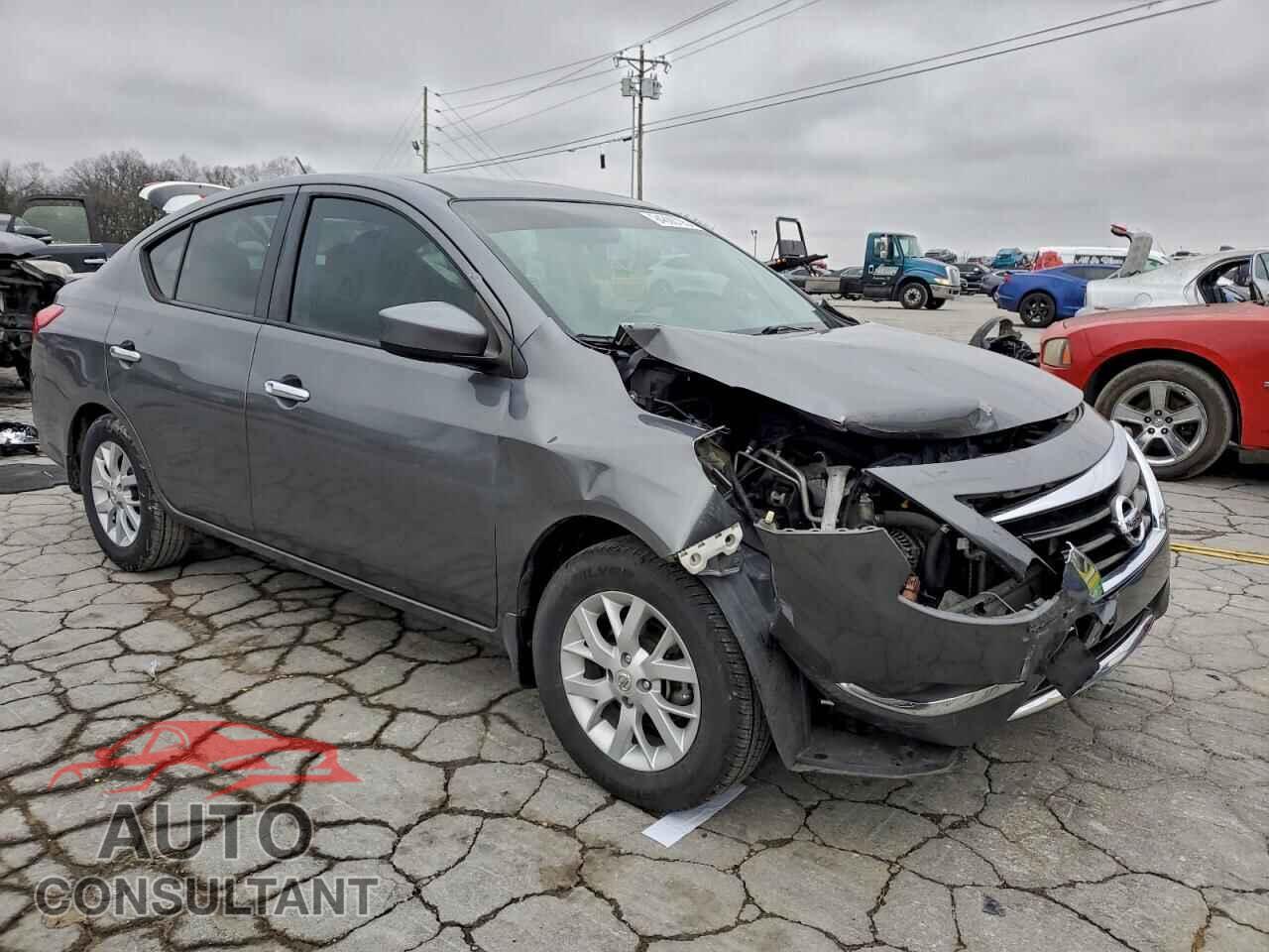 NISSAN VERSA 2017 - 3N1CN7AP3HL882365