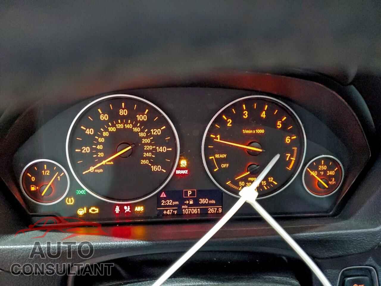 BMW 3 SERIES 2013 - WBA3B3G58DNR80903